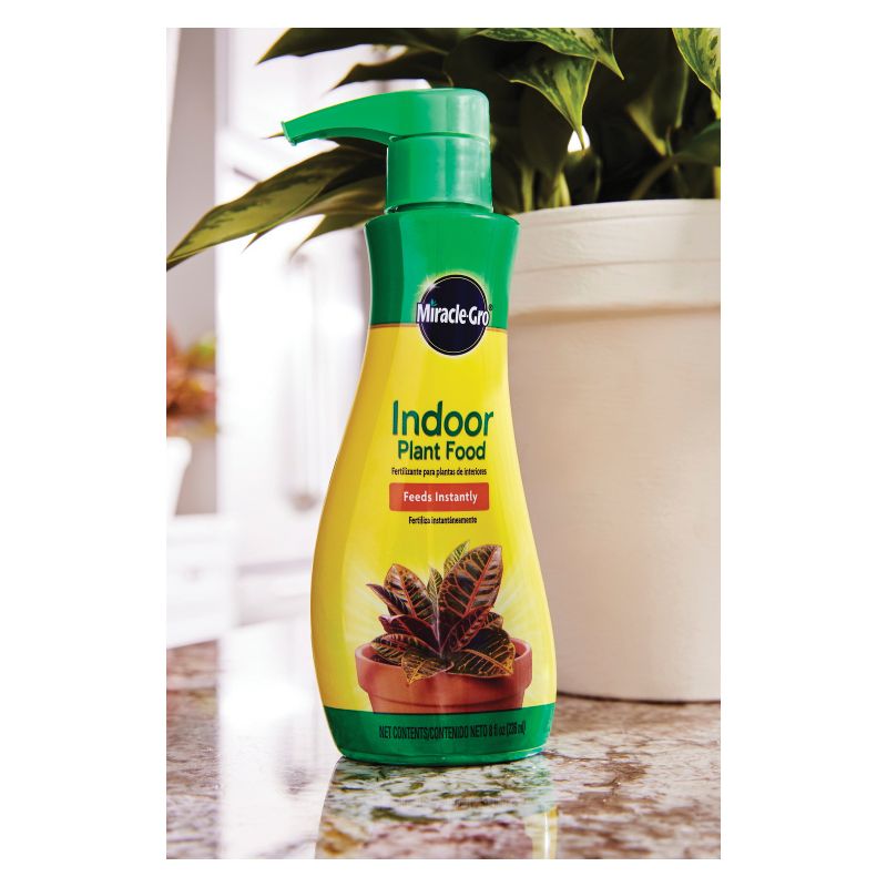 Miracle-Gro 1000551 Indoor Plant Food, 8 oz Bottle, Liquid, 1-1-1 N-P-K Ratio Clear