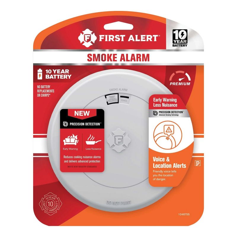 First Alert 1046755 Smoke Alarm with Voice Alerts, Photoelectric Sensor, Alarm: Voice, White White
