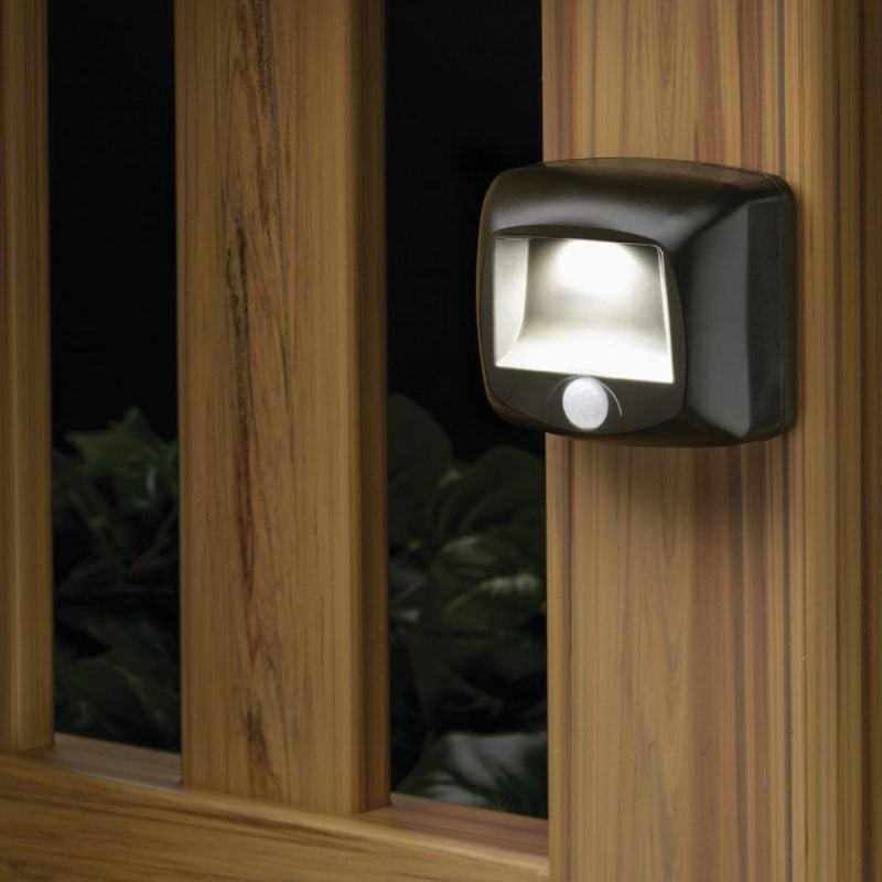 Mr. Beams Outdoor Battery Operated Step LED Light Fixture Brown