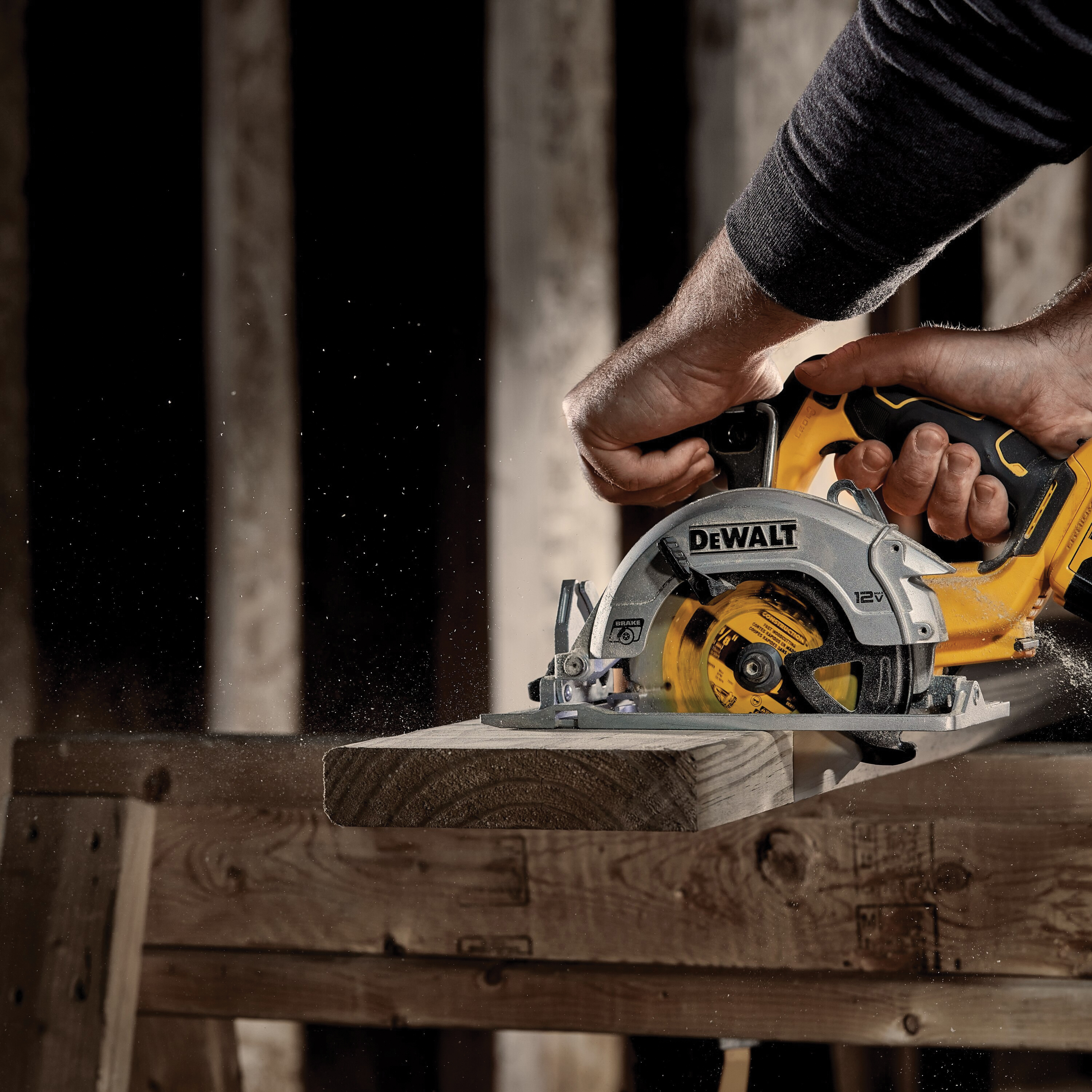 Blade for dewalt discount cordless circular saw