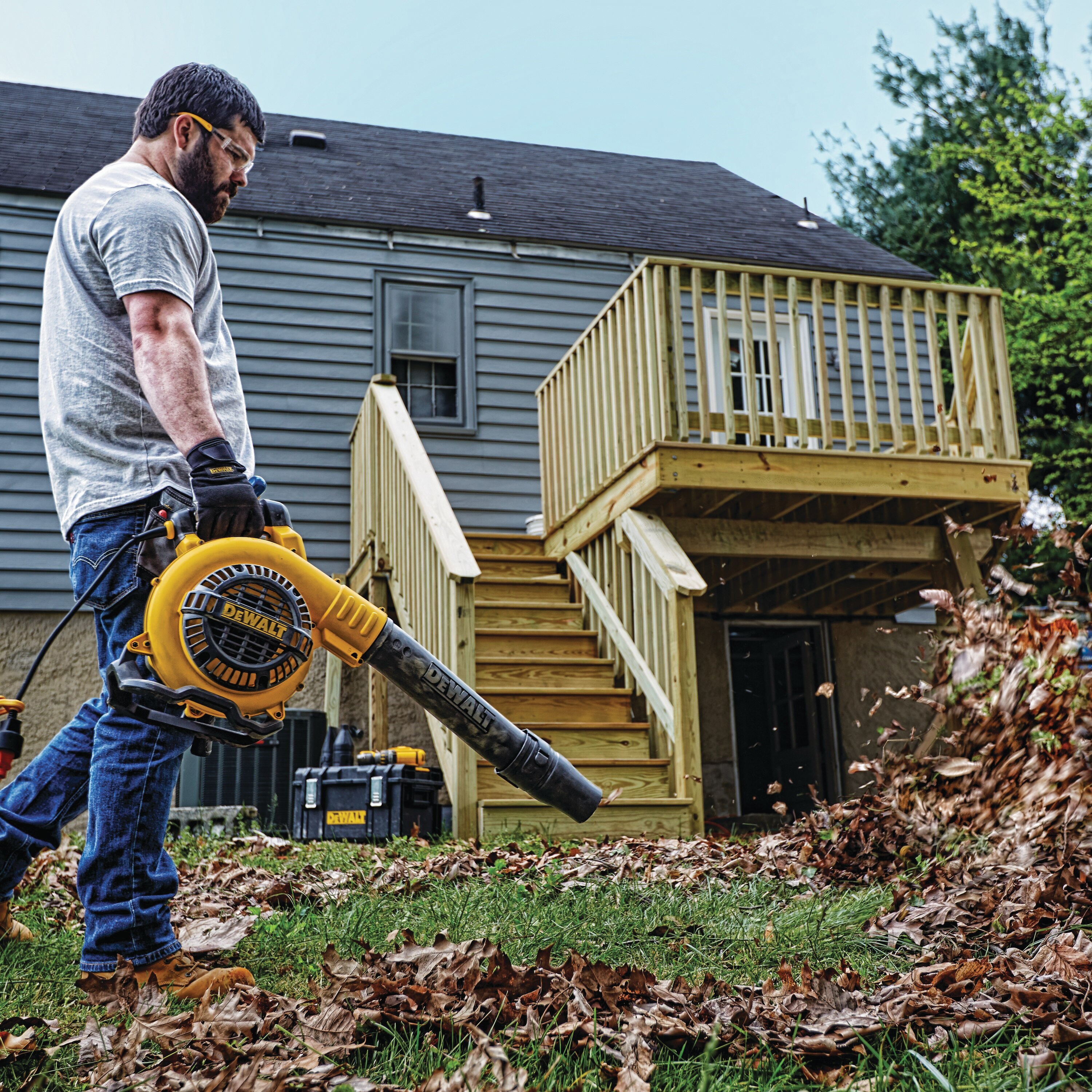 Dewalt dwbl700 shop leaf blower