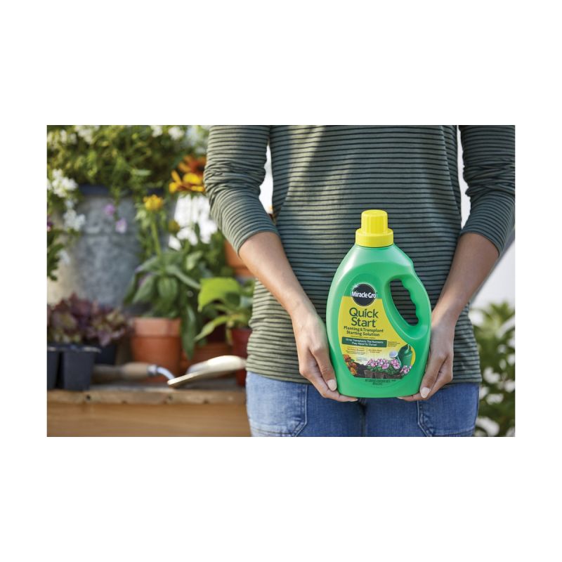 Miracle-Gro 1105561 Plant Food, 1.42 L Bottle, Liquid, 4-12-4 N-P-K Ratio Clear/Green
