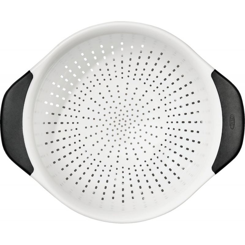 New OXO Good Grips 3 Quart Colander with Soft Black Silicone
