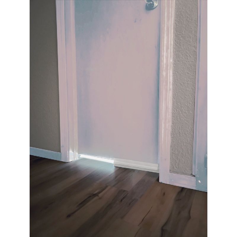M-D Light &amp; Sound Reducing Door Bottom White