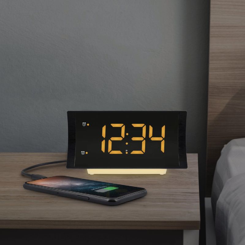 La Crosse Technology LED Digital Electric Alarm Clock