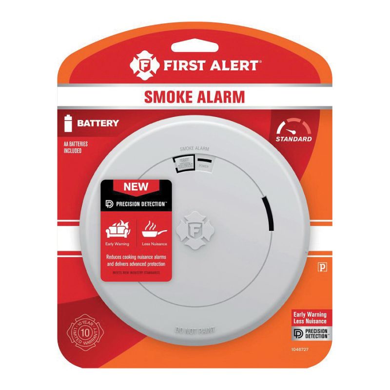 First Alert 1046727 Smoke Alarm, 120 V, Photoelectric Sensor, 85 dBA, White White