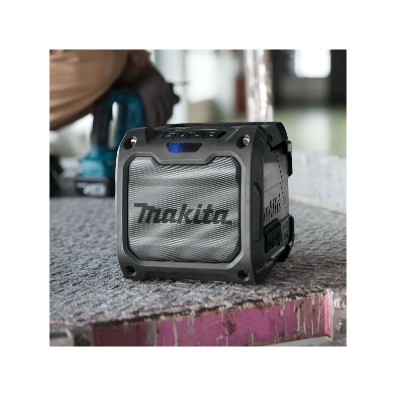 Makita XRM08B Jobsite Speaker, Tool Only, 12 to 18 V, Wireless, Includes: (1) AC Adapter
