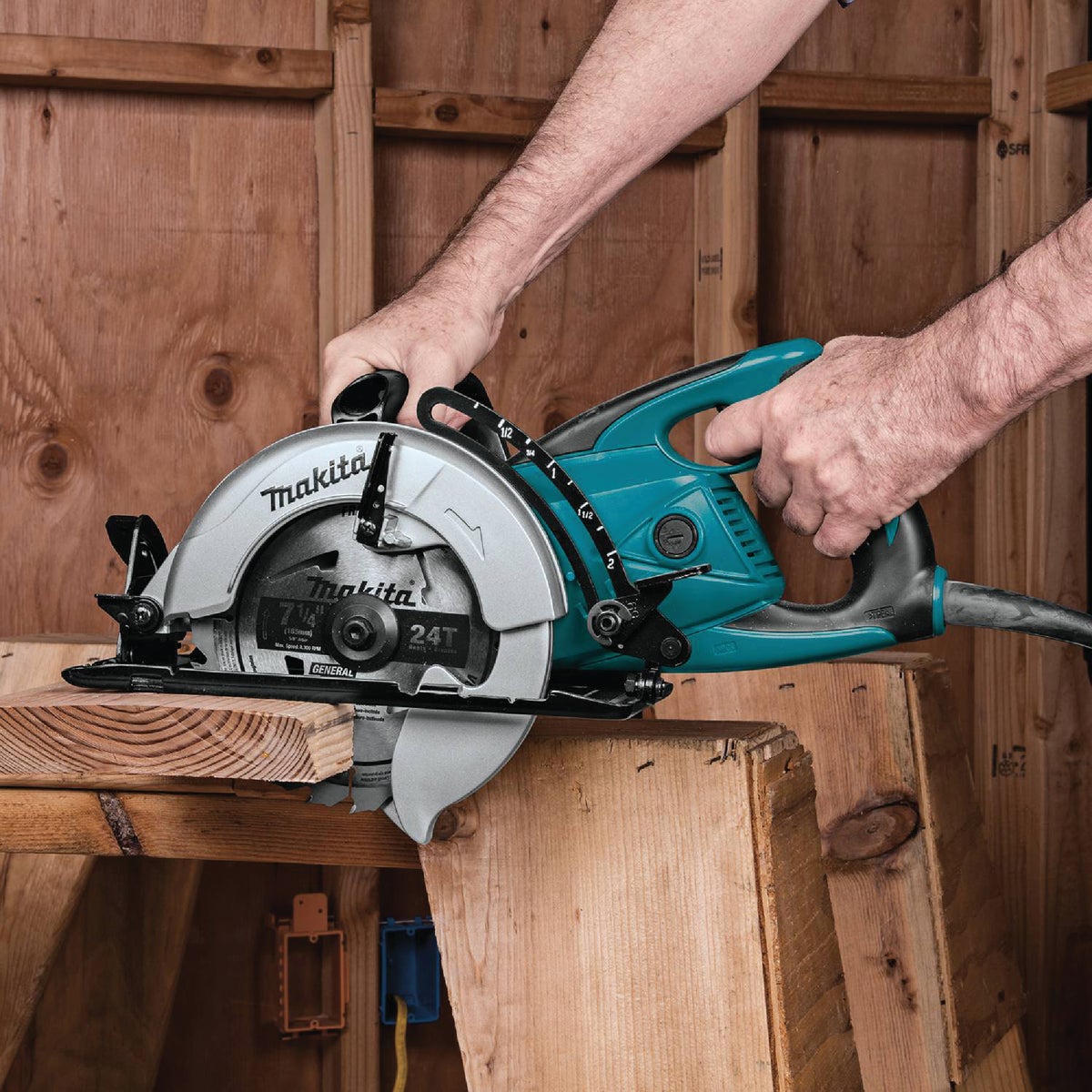 Buy Makita 7 1 4 In. Worm Drive Circular Saw 15