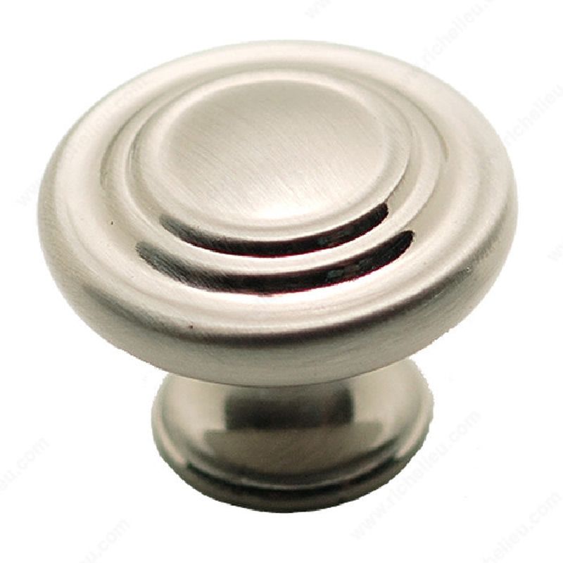 Richelieu BP10734195 Cabinet Knob, 31/32 in Projection, Metal, Brushed Nickel 1-11/32 In Dia, Traditional