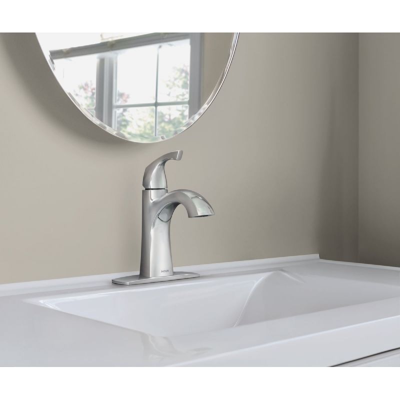 Moen Lindor 1-Handle Centerset Bathroom Faucet Lindor