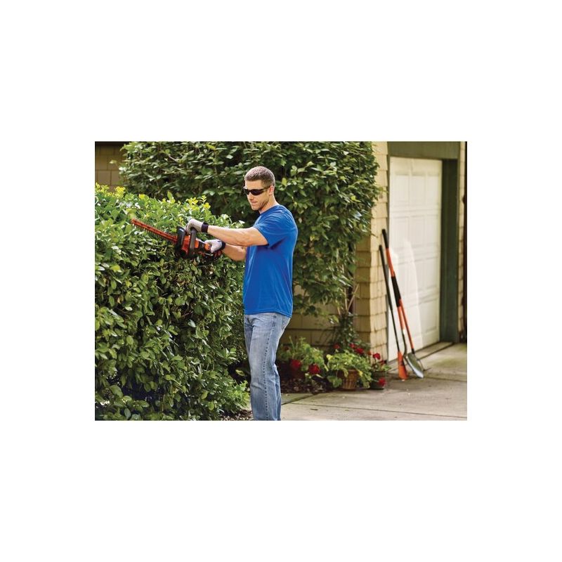 Black+Decker LHT321 Hedge Trimmer, Battery Included, 20 V, Lithium-Ion, 3/4 in Cutting Capacity, 22 in Blade Black/Orange