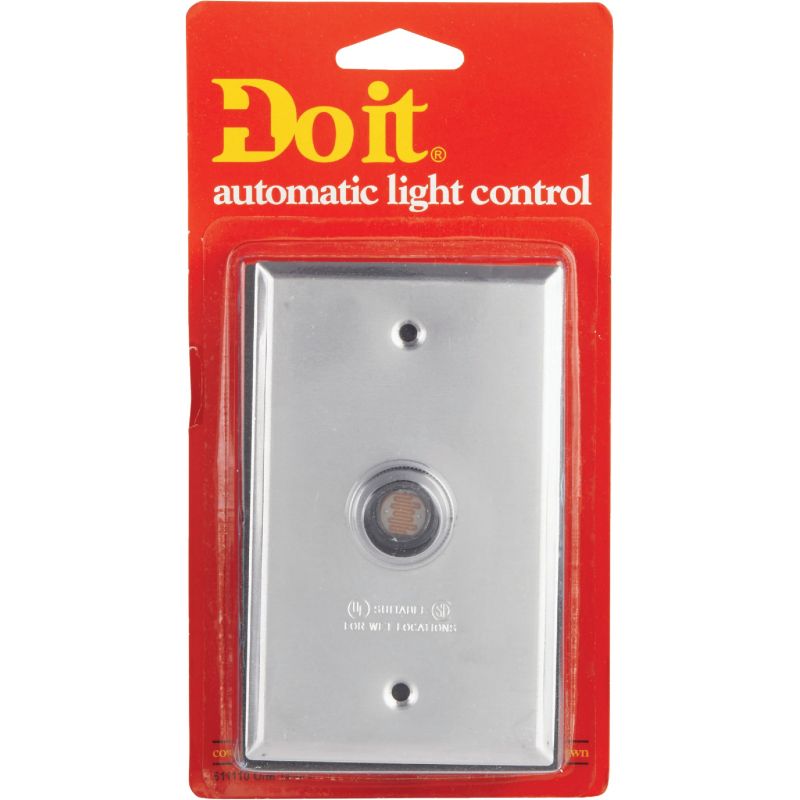 Do it Photocell Lamp Control With Switch Plate Aluminum
