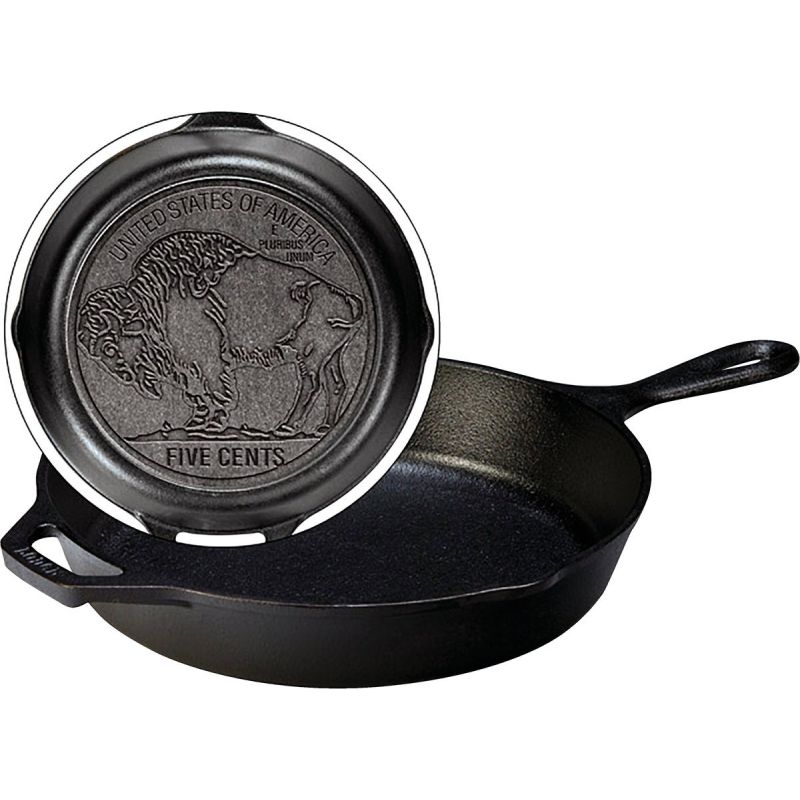 Lodge Cast Iron Skillet With Handle